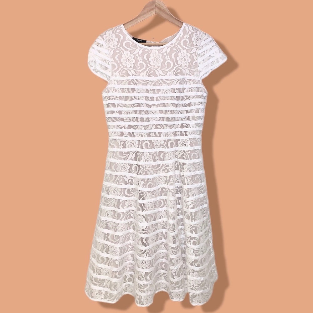 🎉HP🎉 Alfani Striped Floral Lace White Dress S